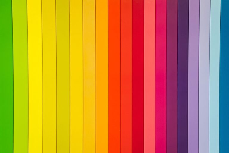 Cores na Moda: Significado e Como Usar Cada Tom